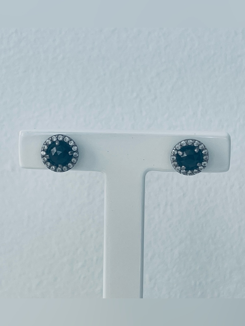 Pandora Black Onyx earrings studs in sterling silver with sparkling CZ.